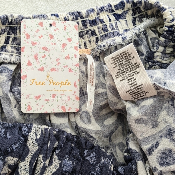 Free People Mini Dress Halter Neck Sleeveless Open Back Batik Blue Ivory S NWT - Picture 15 of 16